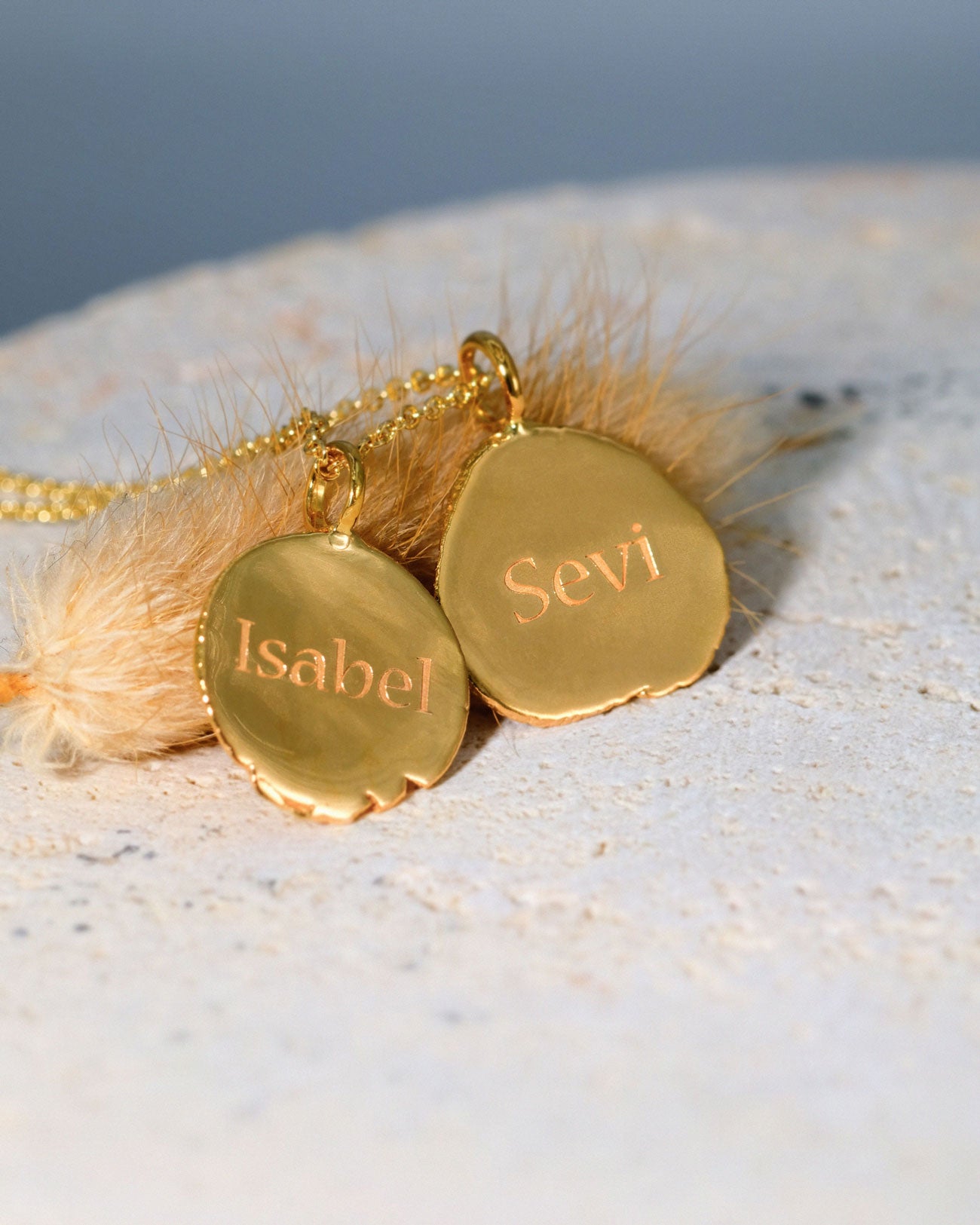 Fingerprint Necklace in solid gold on 1.5mm chain