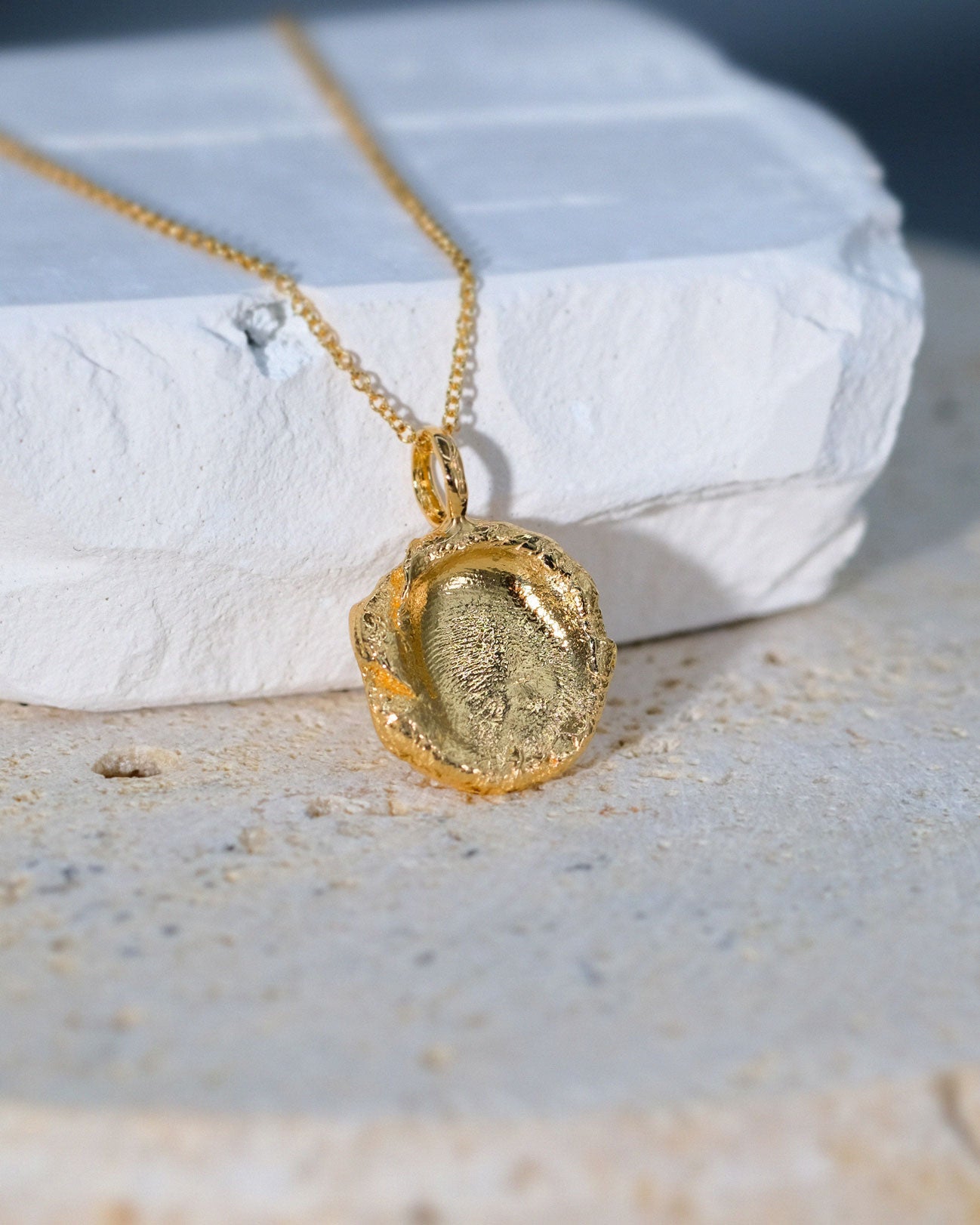 Fingerprint Necklace in solid gold