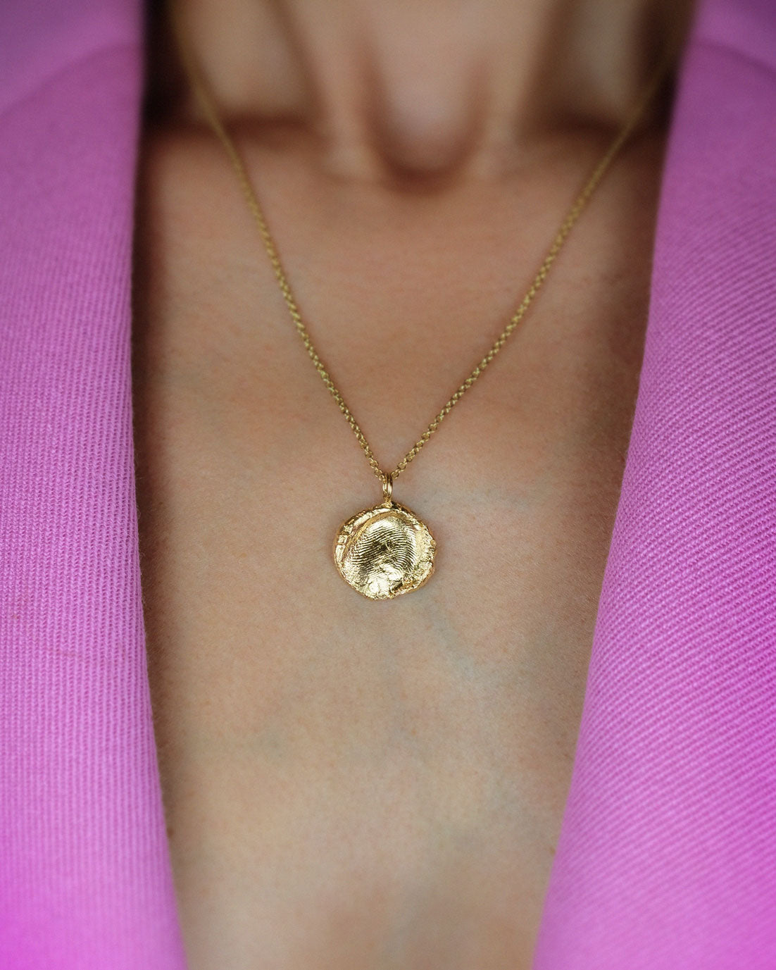 Fingerprint Necklace in solid gold on 1.5mm chain
