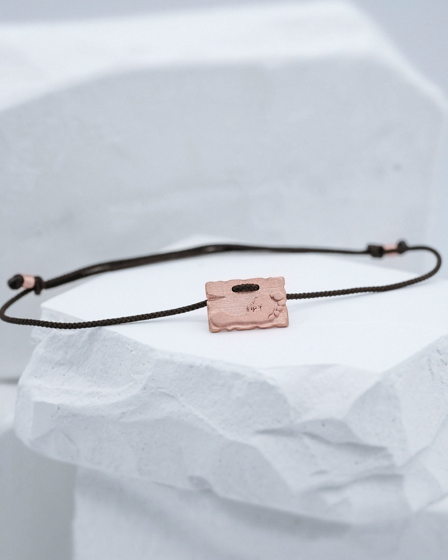 Footprint Roman Wristband