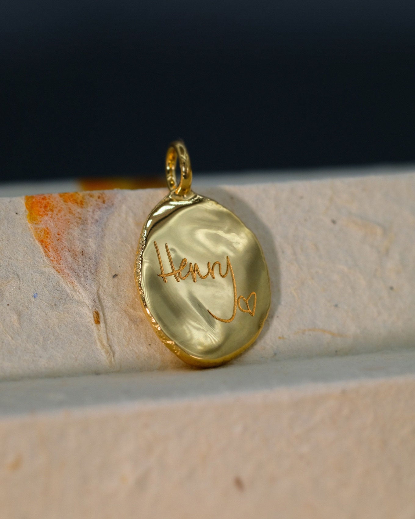 Fingerprint Charm in solid gold