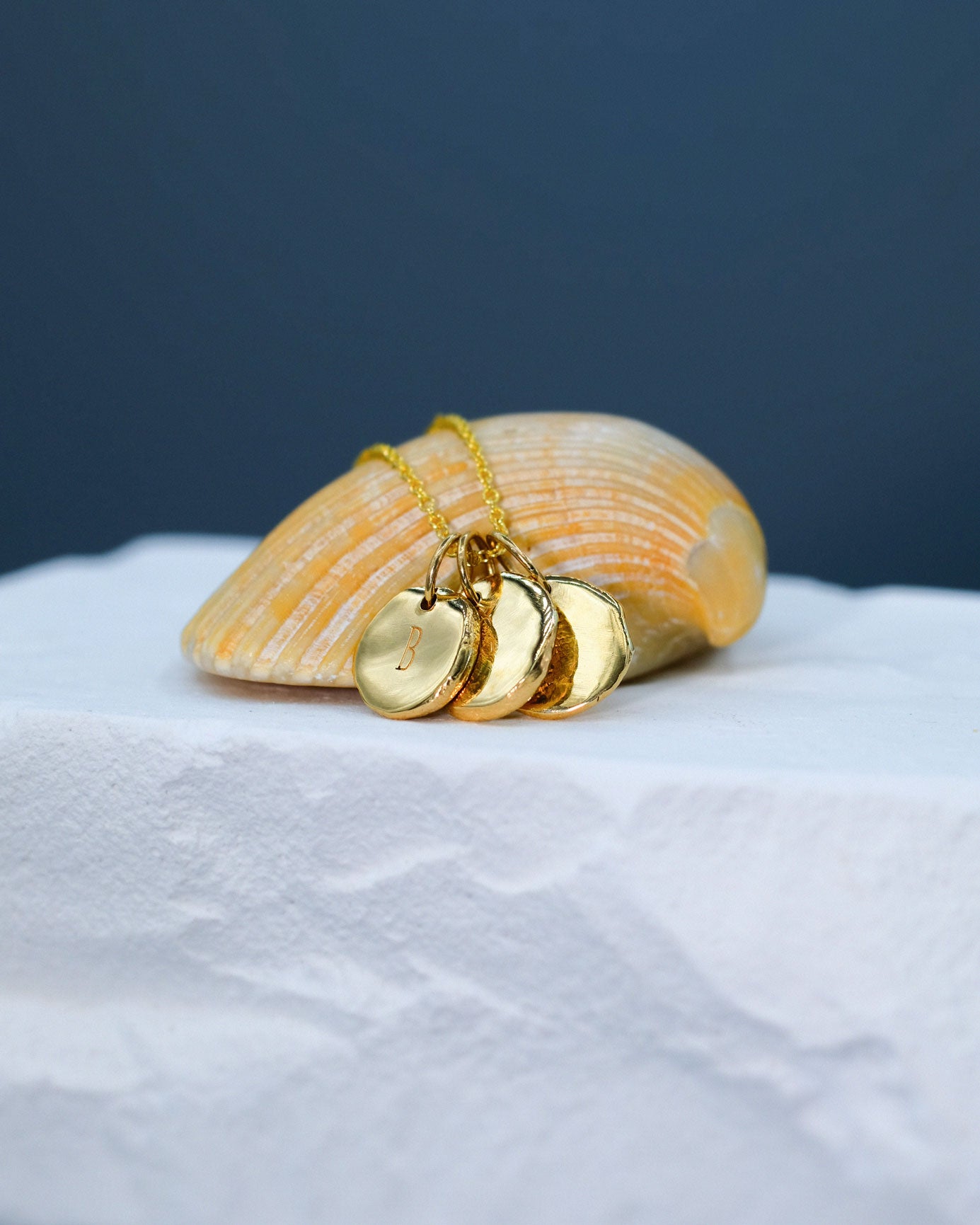 Extra Small Fingerprint Necklace in solid gold