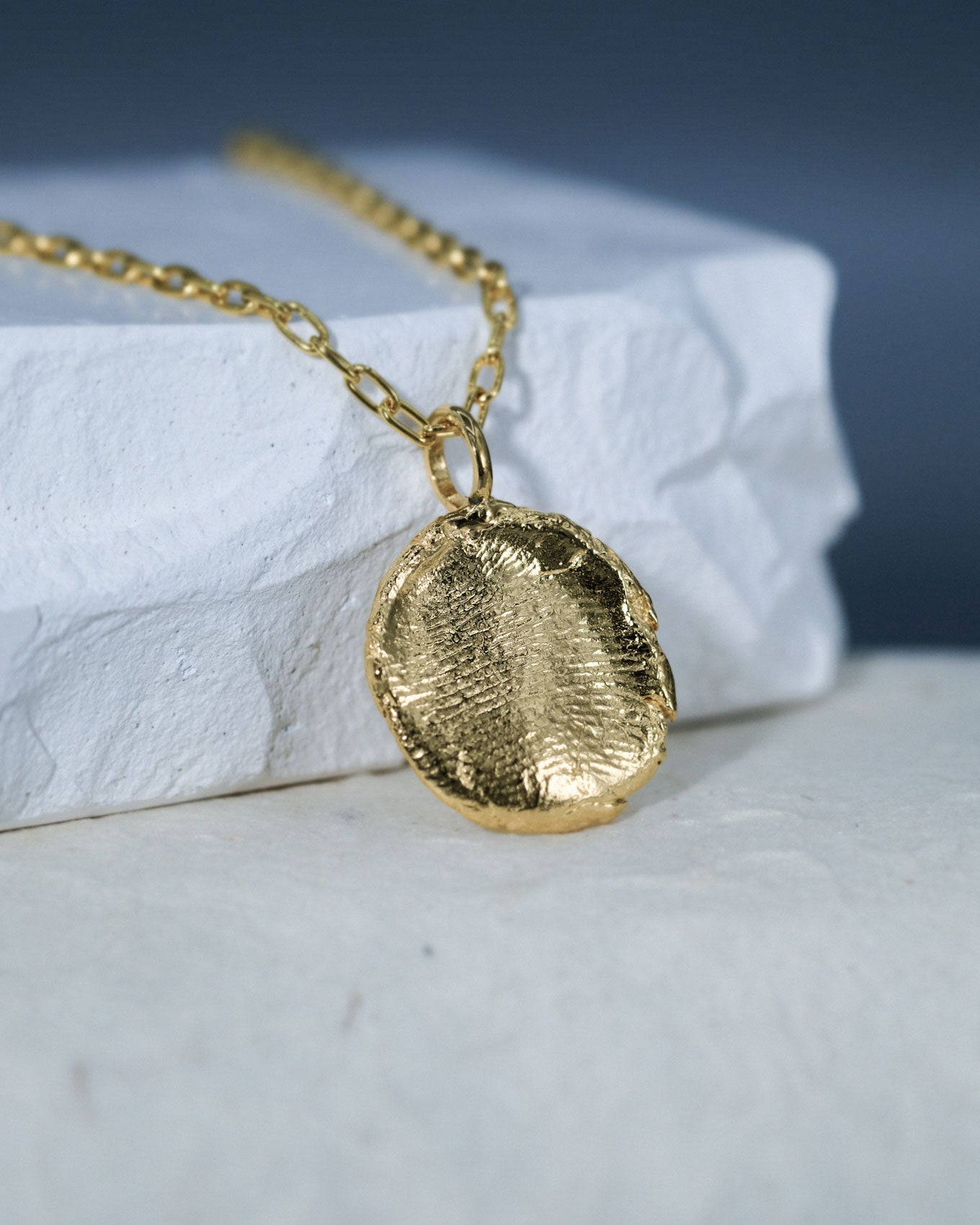 Open Long Cable Fingerprint Necklace in solid gold