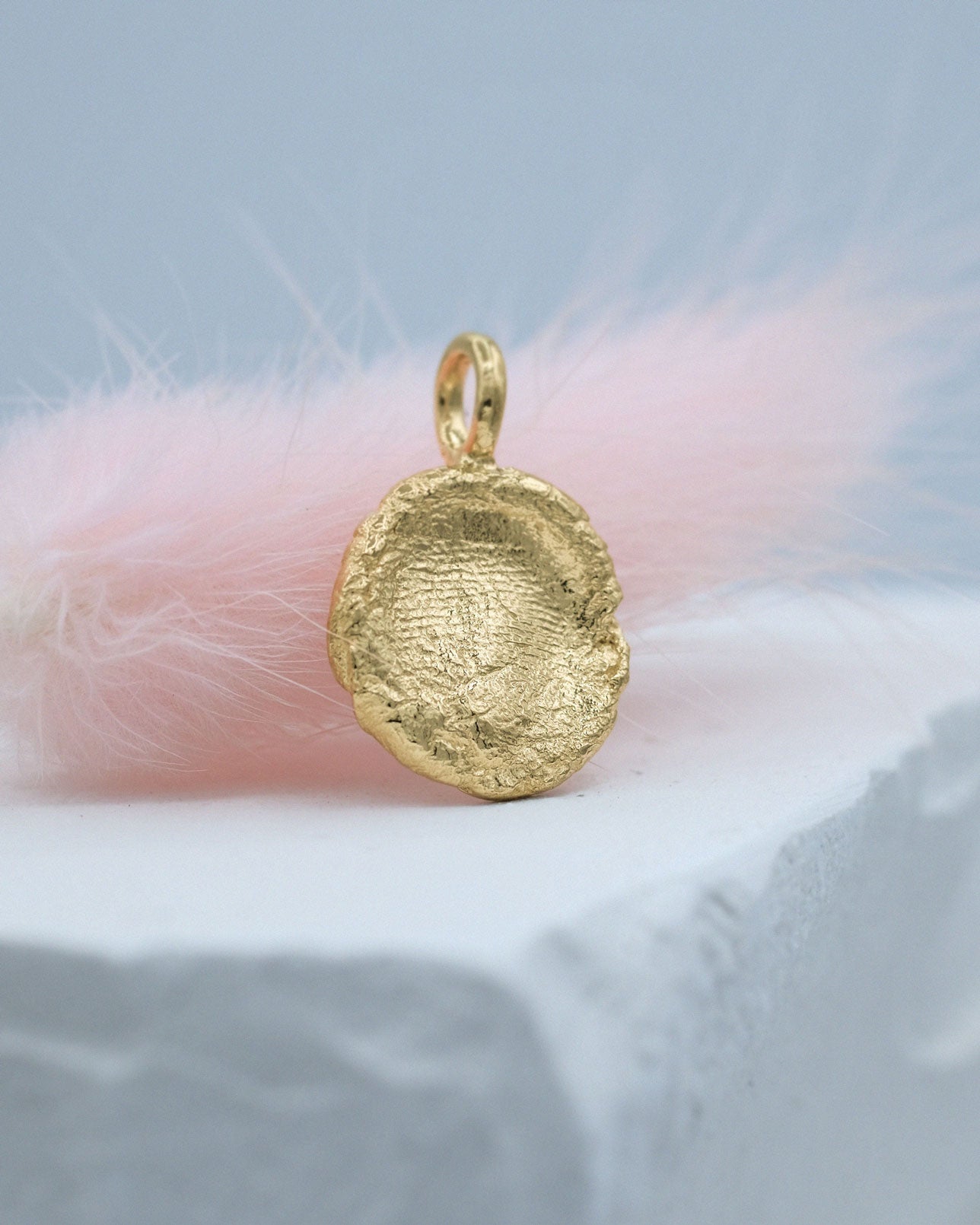 Medium Fingerprint Charm in solid gold