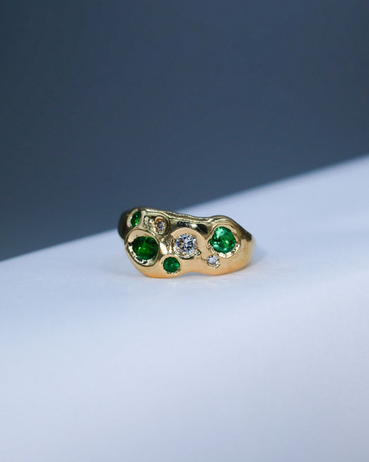 Emeralds Diamonds Ring