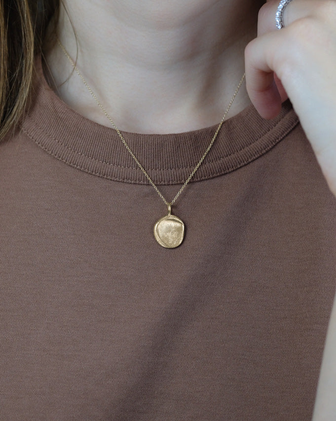 Fingerprint Necklace in solid gold