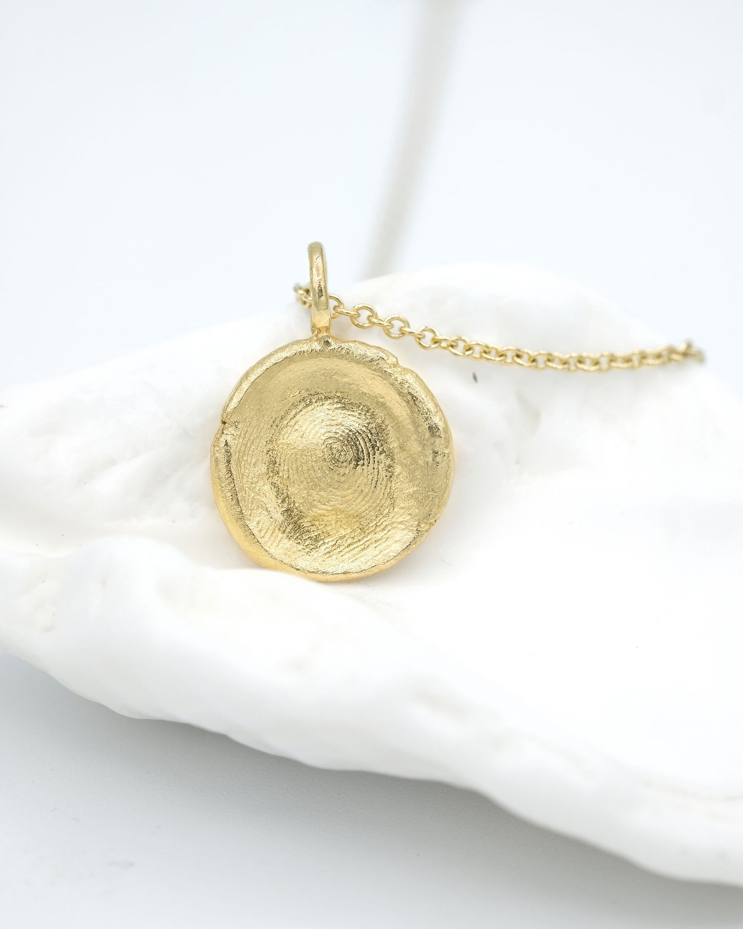 Fingerprint Necklace in solid gold on 1.5mm chain